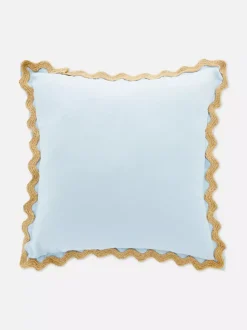 Poduszka kwadratowa z muszelkowym brzegiem