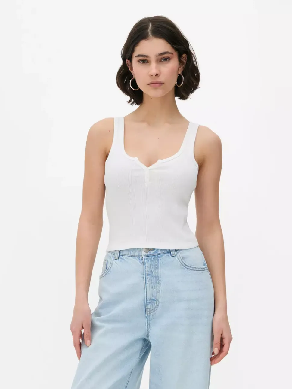 Prążkowana koszulka bez rękawów typu henley