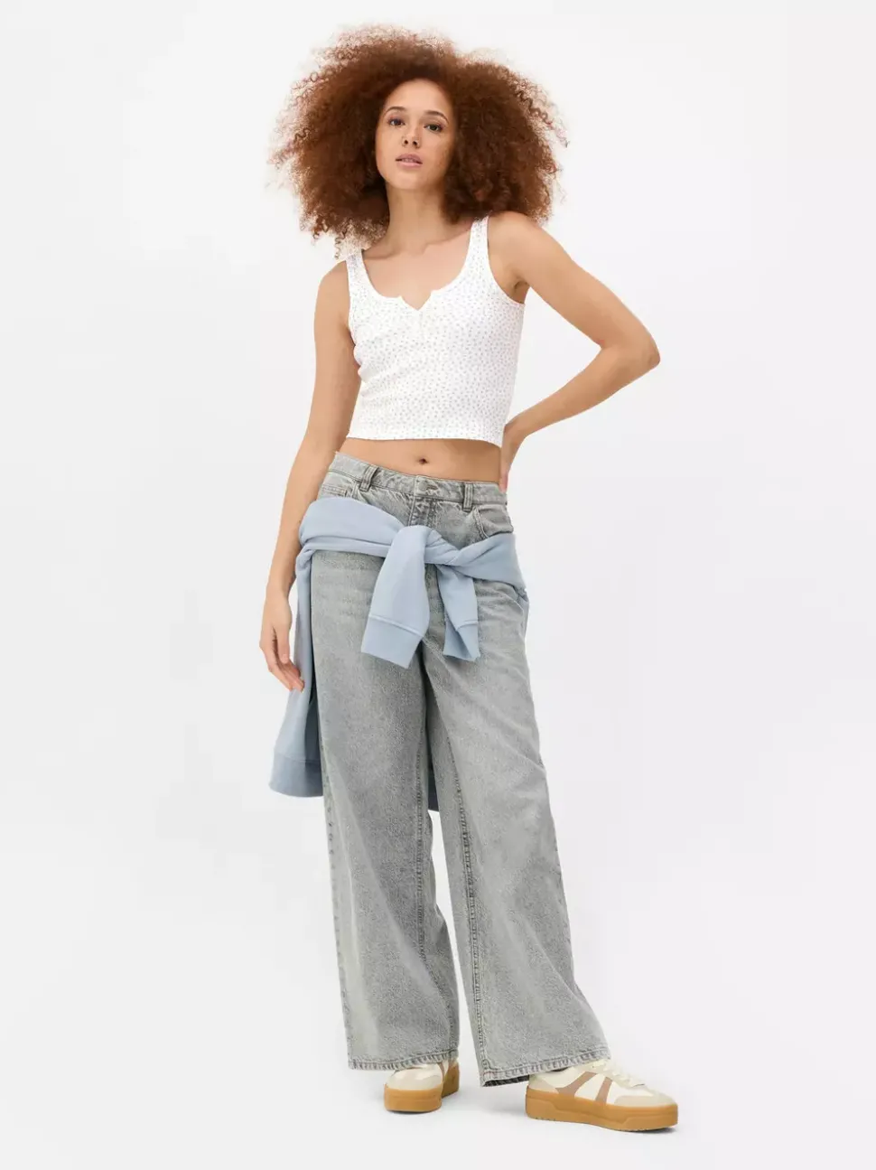 Prążkowana koszulka bez rękawów typu henley