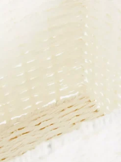 Średni koszyk z papierowej wikliny