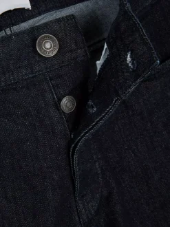 Rozciągliwe jeansy o prostym kroju