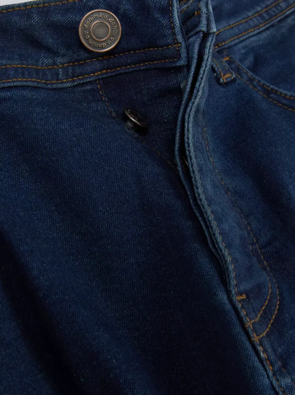 Rozciągliwe jeansy z wąskimi nogawkami