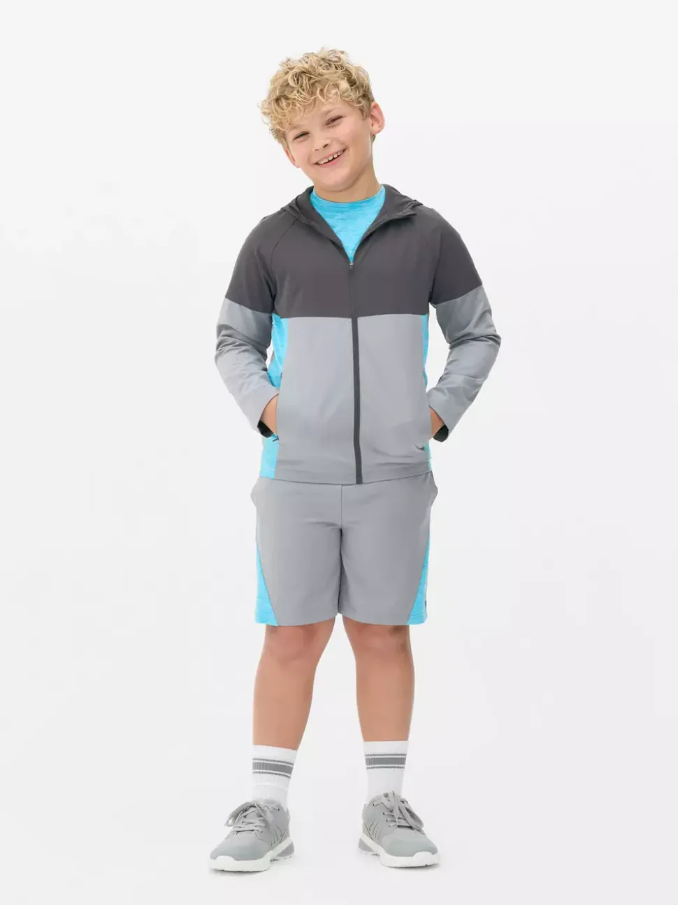 Rozpinana kurtka w bloki kolorystyczne