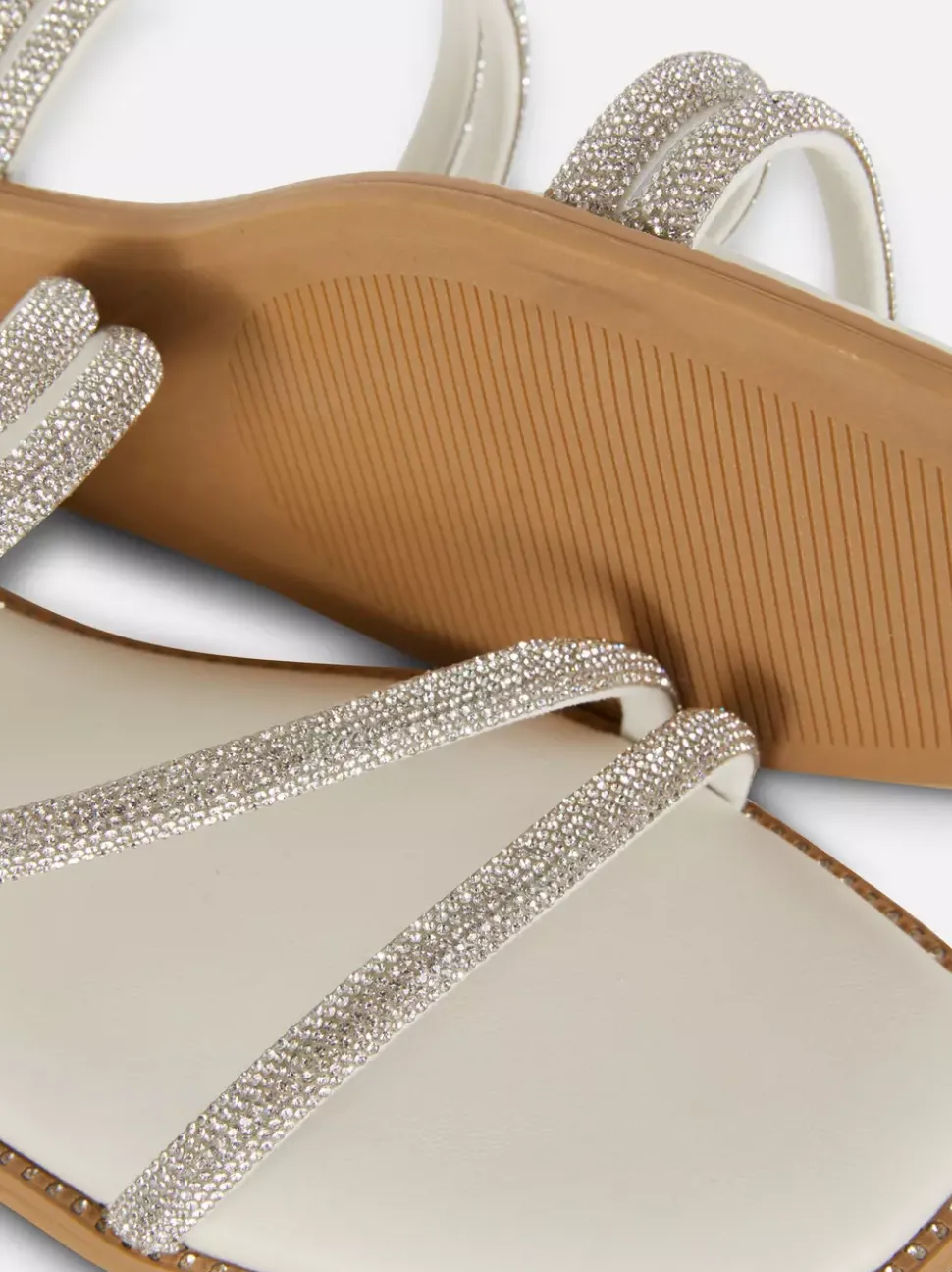 Sandały mule ze zdobieniami