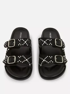 Sandały na płaskiej podeszwie z ćwiekami