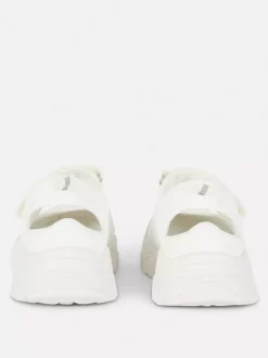 Sandały typu Mary Jane na płaskiej platformie