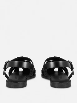 Sandały w rybackim stylu ze skrzyżowanymi paskami