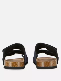 Sandały z wkładką i dwoma paskami