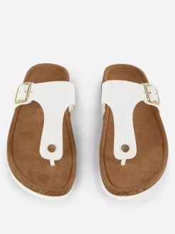 Sandały z wkładką i paskiem w kształcie litery T