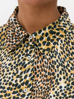 Satynowa koszula z długim rękawem