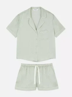 Satynowa piżama z koszulą i szortami