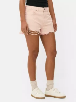 Spodenki jeansowe z przetarciami