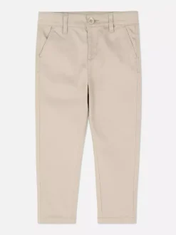 Spodnie chinosy dla młodszego chłopca