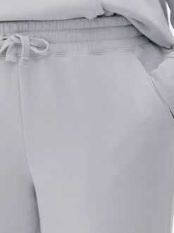 Spodnie dresowe ściągane sznurkiem