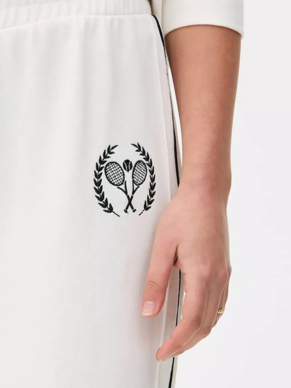 Spodnie dresowe z prostą nogawką w stylu uczelnianym