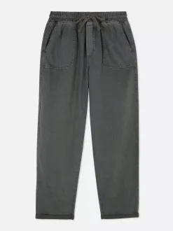 Spodnie dresowe ze sznurkiem w pasie