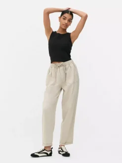 Spodnie dresowe ze sznurkiem w pasie