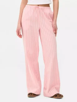 Spodnie z szeroką nogawką i sznurkiem w talii