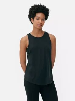 Sportowa koszulka o kroju bokserki