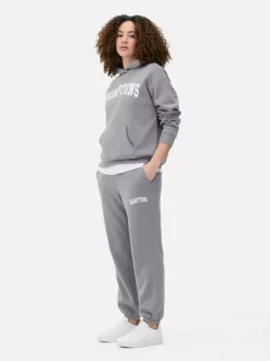 Sportowe spodnie dresowe ściągane sznurkiem