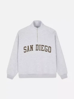 Szary sweter z suwakiem do połowy