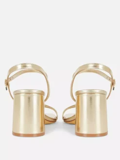 Szerokie sandały z paskami na klockowym obcasie