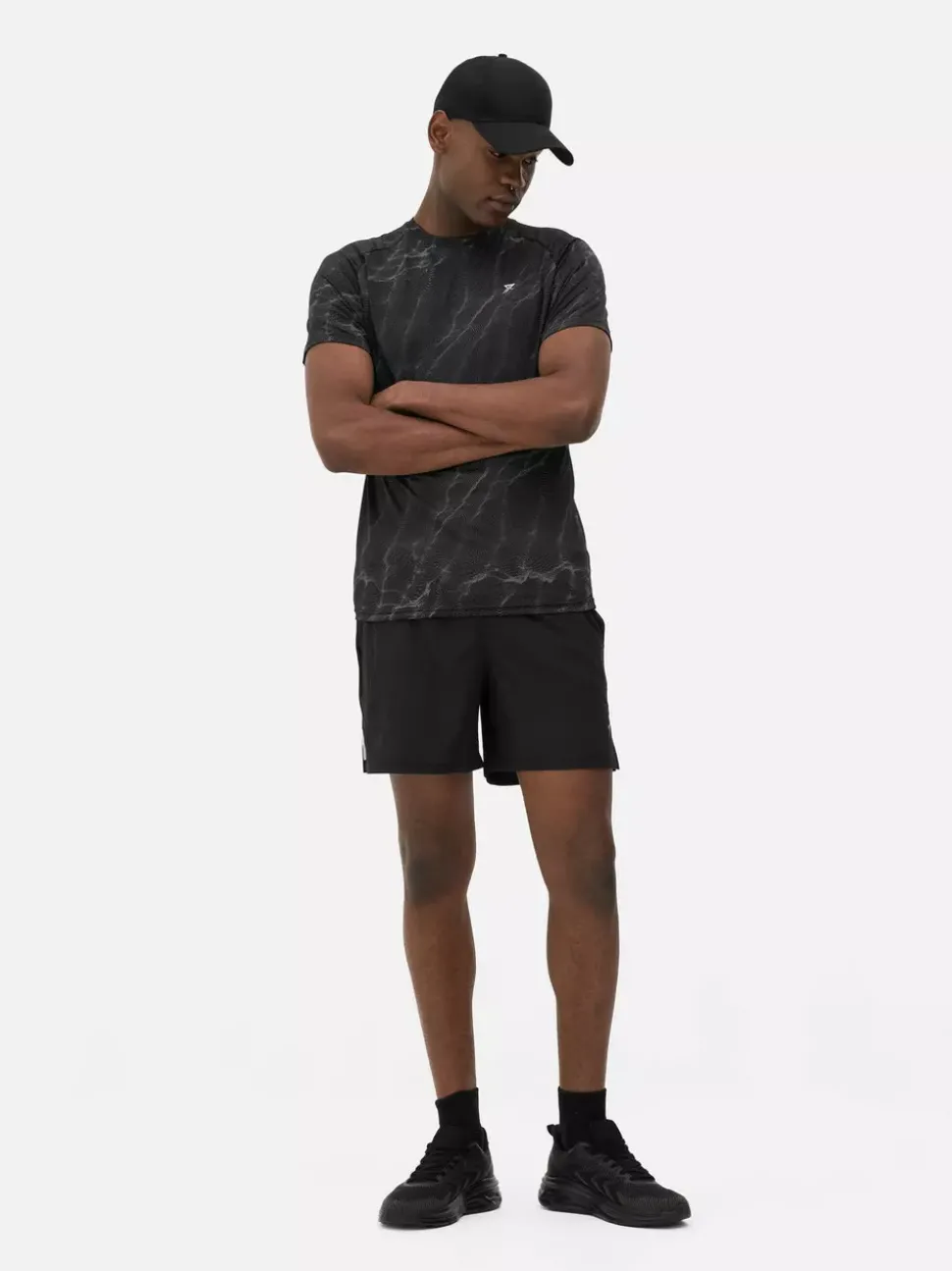 Szorty do biegania ze sznurkiem w talii