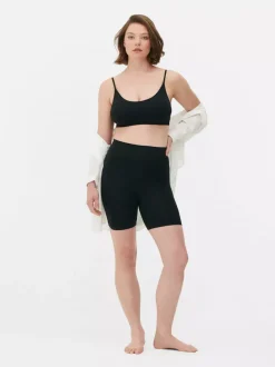 Szorty modelujące pośladki