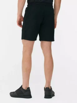 Szorty sportowe ze sznurkiem ściągającym