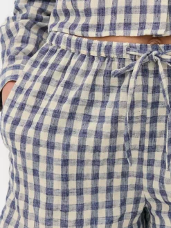 Szorty w kratę vichy ze sznurkiem w pasie