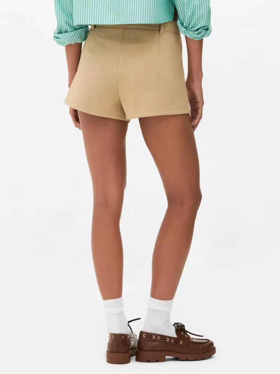 Szorty ze sztucznego zamszu