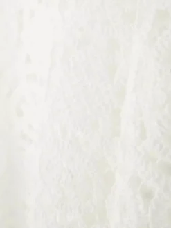 Szydełkowa bluzka z długim rękawem