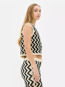 Szydełkowa kamizelka w zygzaki, część zestawu