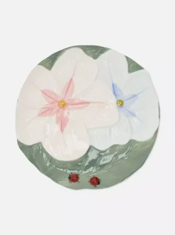 Talerzyk z kwiecistym motywem