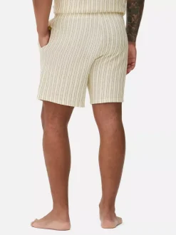 Teksturowane szorty w paski