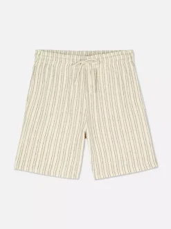 Teksturowane szorty w paski