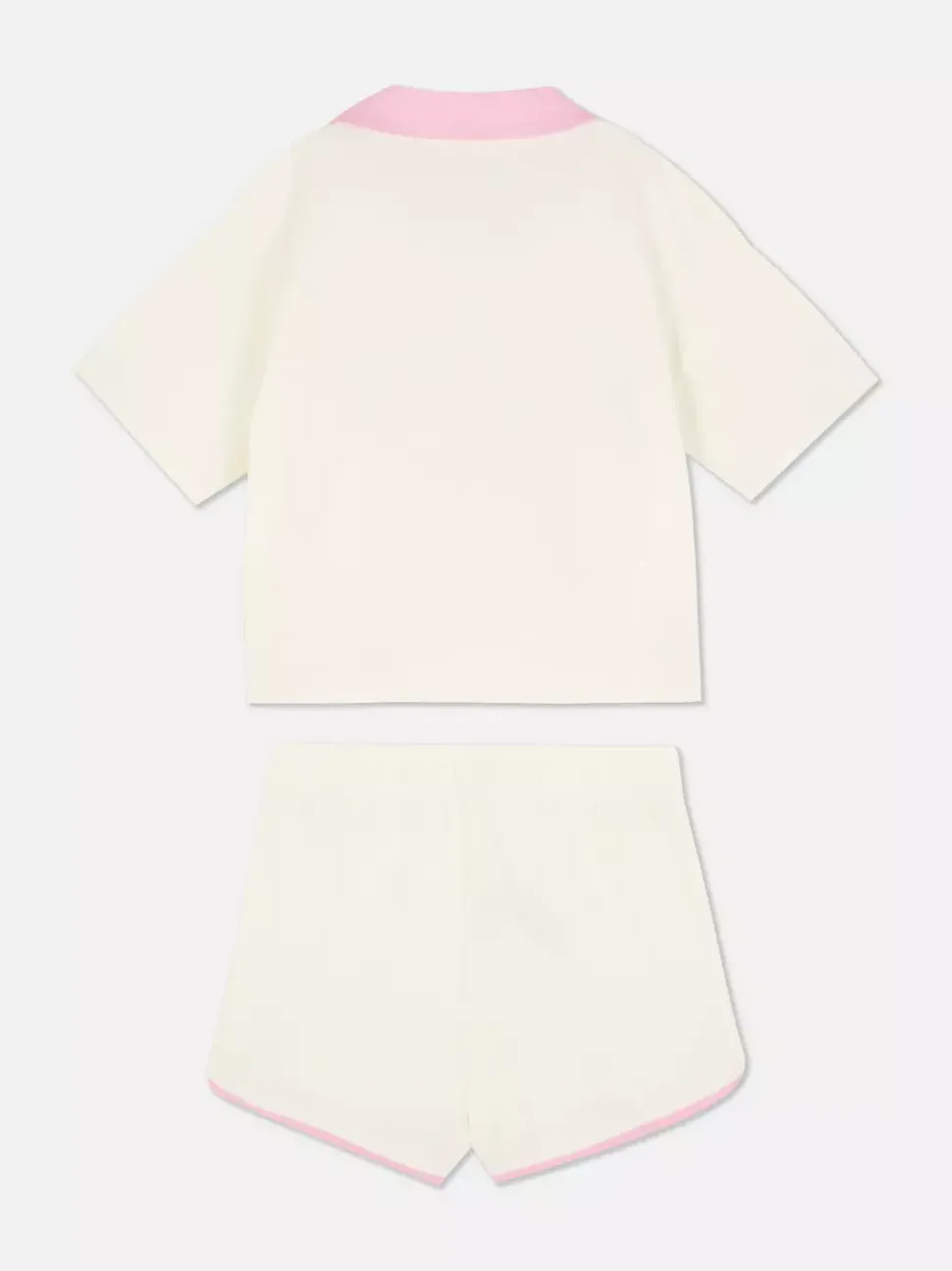 Top i spodenki do biegania w stylu uczelnianym