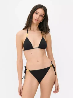 Trójkątna góra od bikini Paula Echevarría