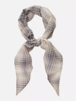 Trójkątny szalik z nadrukiem Rita Ora