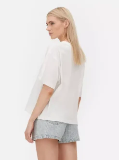 T-shirt o kwadratowym kroju