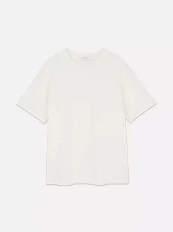 T-shirt o luźnym kroju