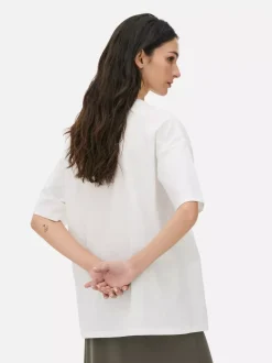 T-shirt oversize w stylu boyfriend z motywem auta