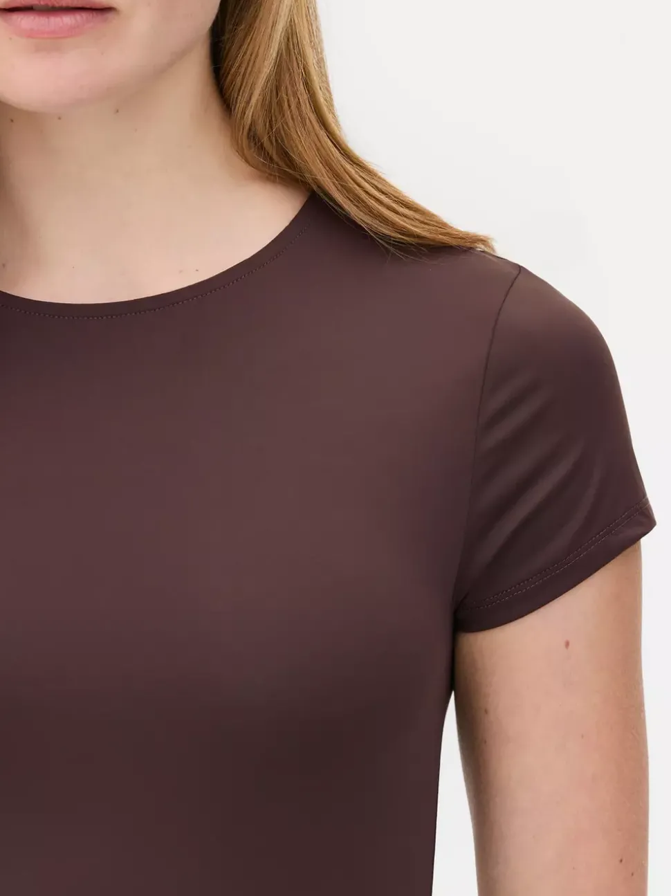 T-shirt z efektem drugiej skóry