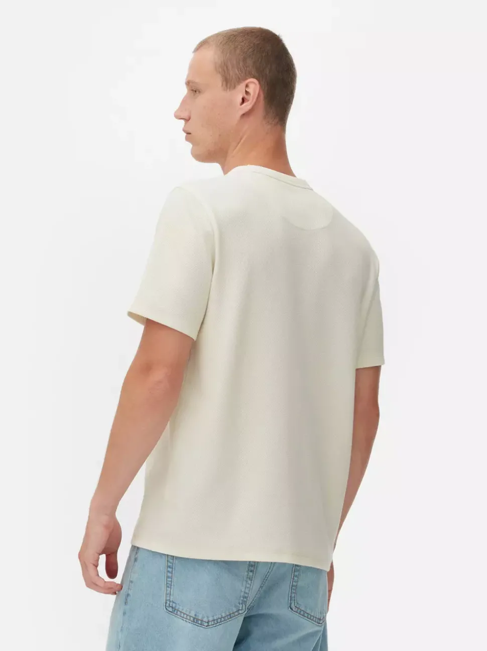 T-shirt z fakturą plastra miodu