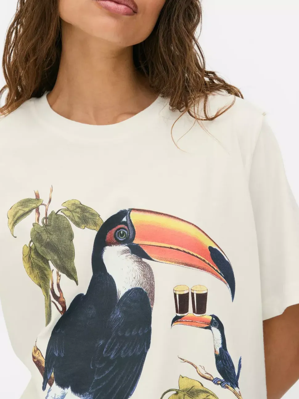 T-shirt z motywem tukana, symbolu Guinnessa
