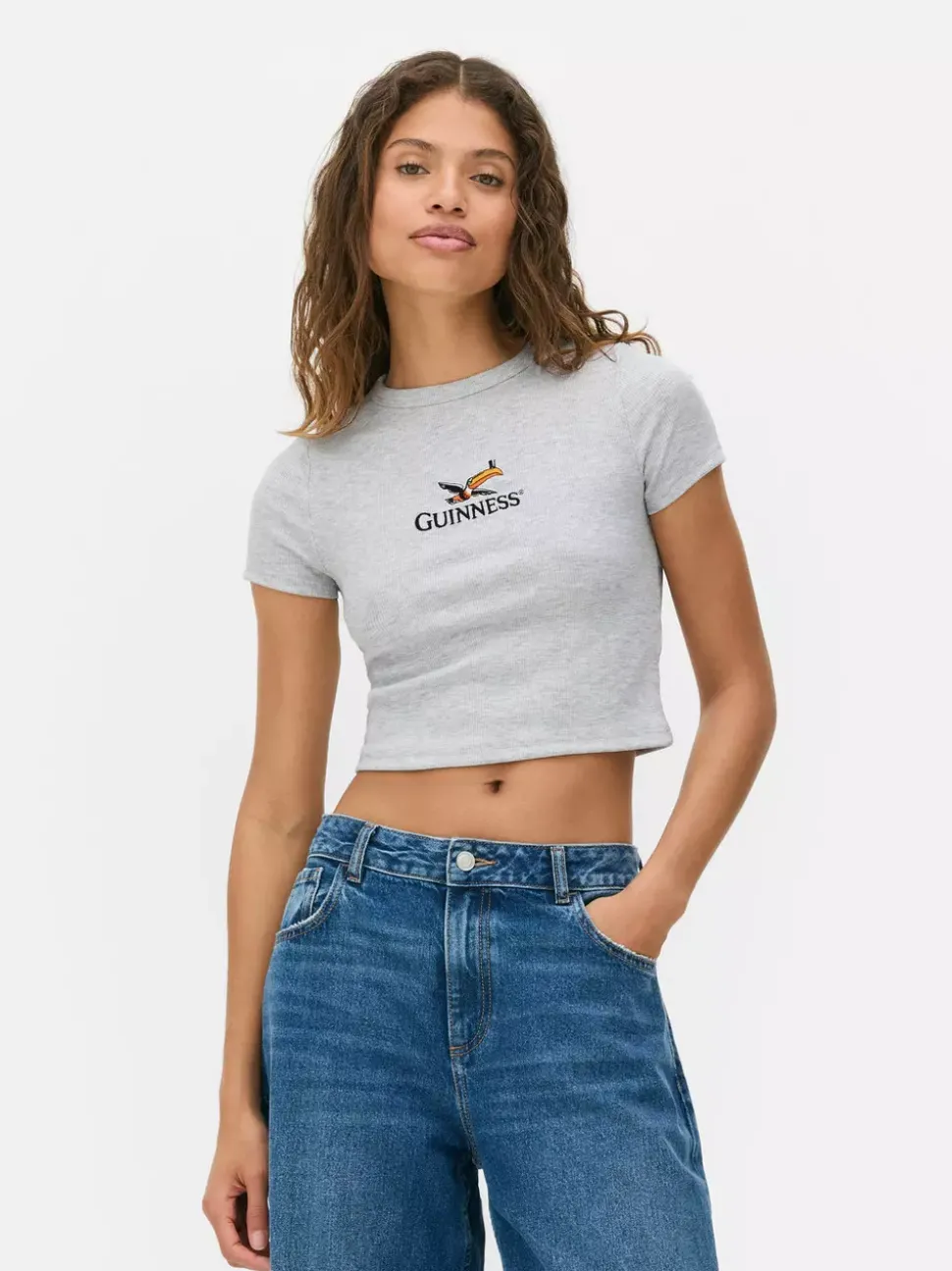 T-shirt z motywem tukana, symbolu Guinnessa