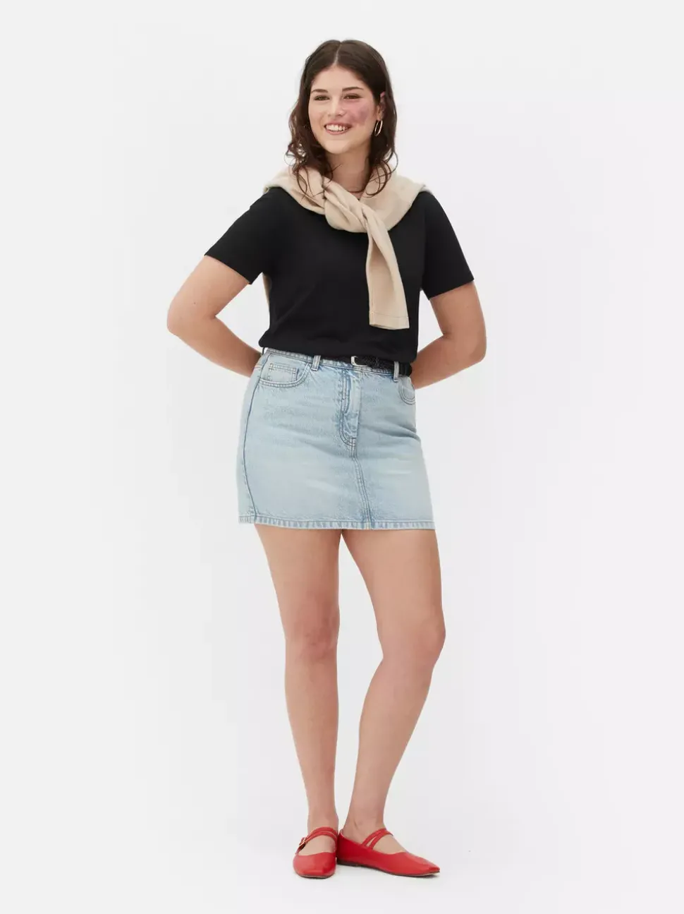 T-shirt z okrągłym dekoltem o regularnym kroju