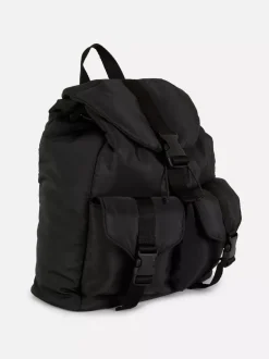 Wyściełany plecak z wieloma kieszeniami