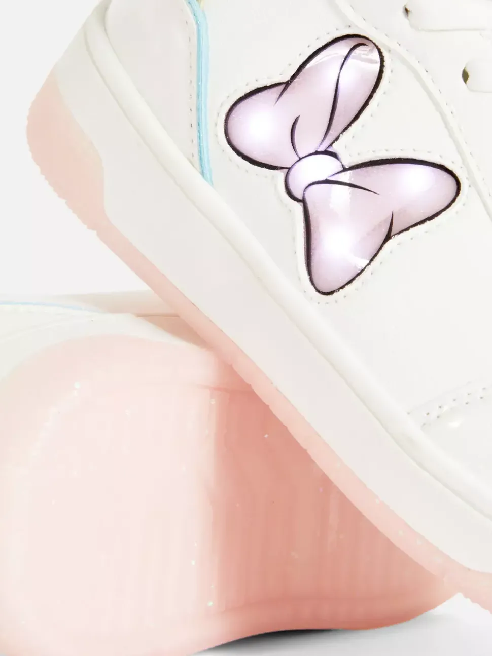 Wysokie buty sportowe ze światełkami, motyw Disneya
