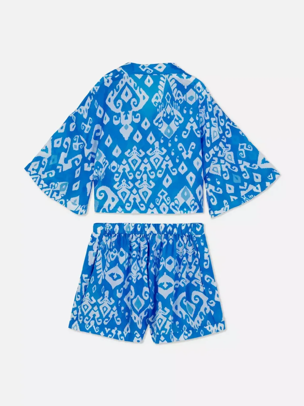 Wzorzysty zestaw z szortami